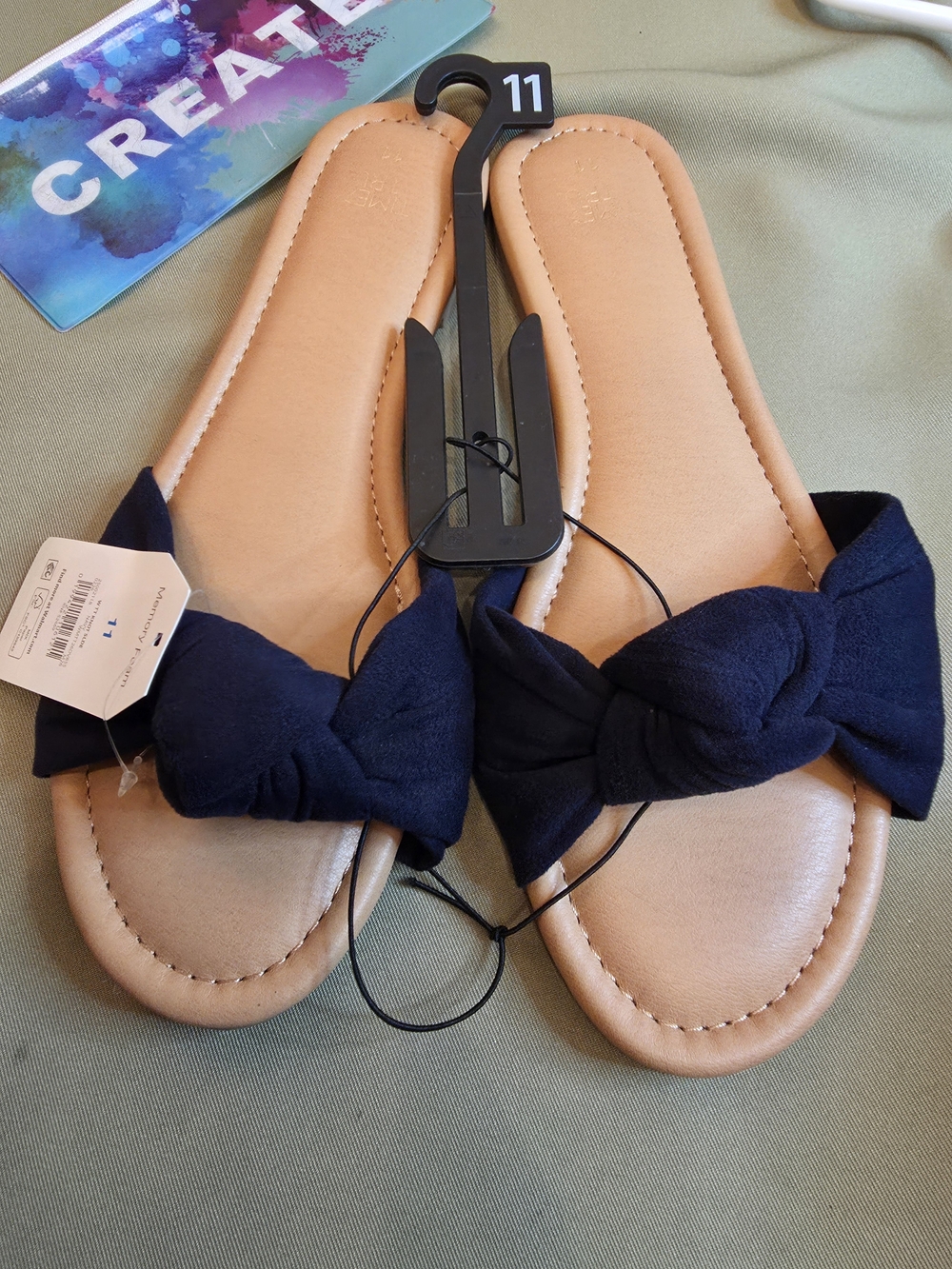 Time and Tru Navy Bow Slide Sandals Size 11